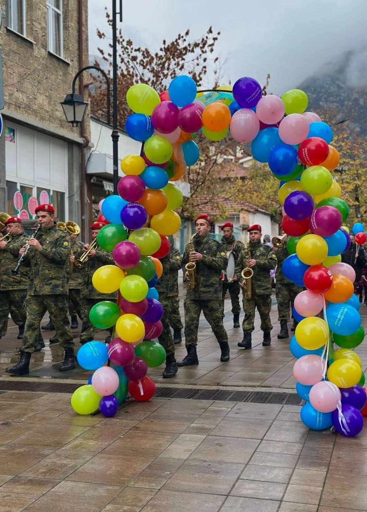 Военен оркестър.jpg