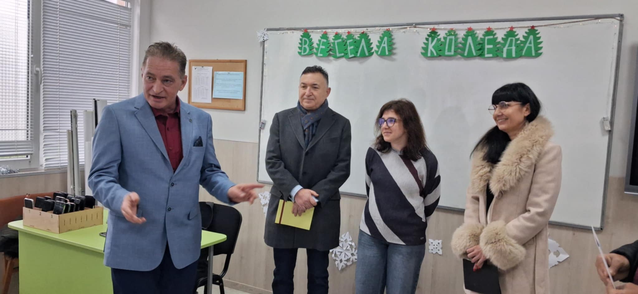 2 В нов кабинет.jpg