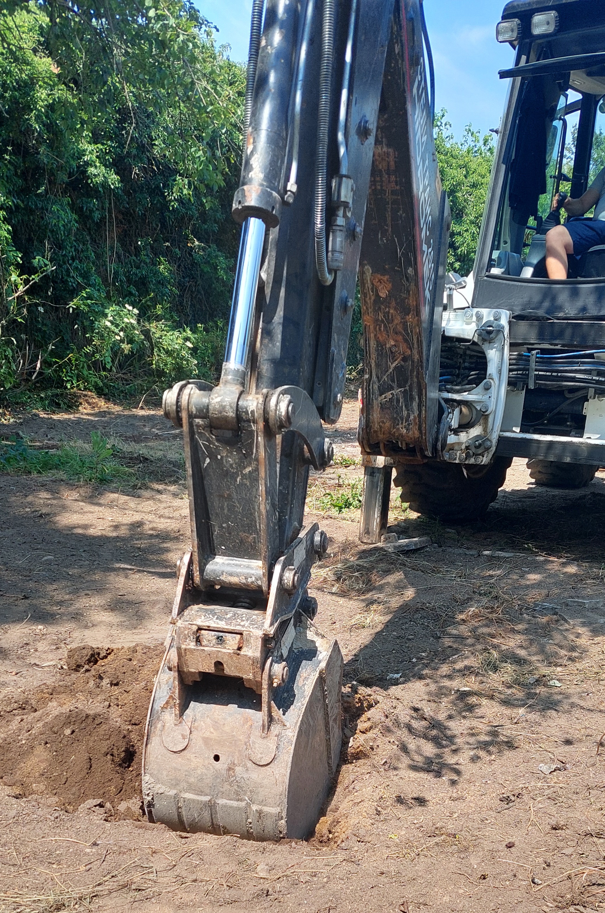 4 Първа копка.jpg