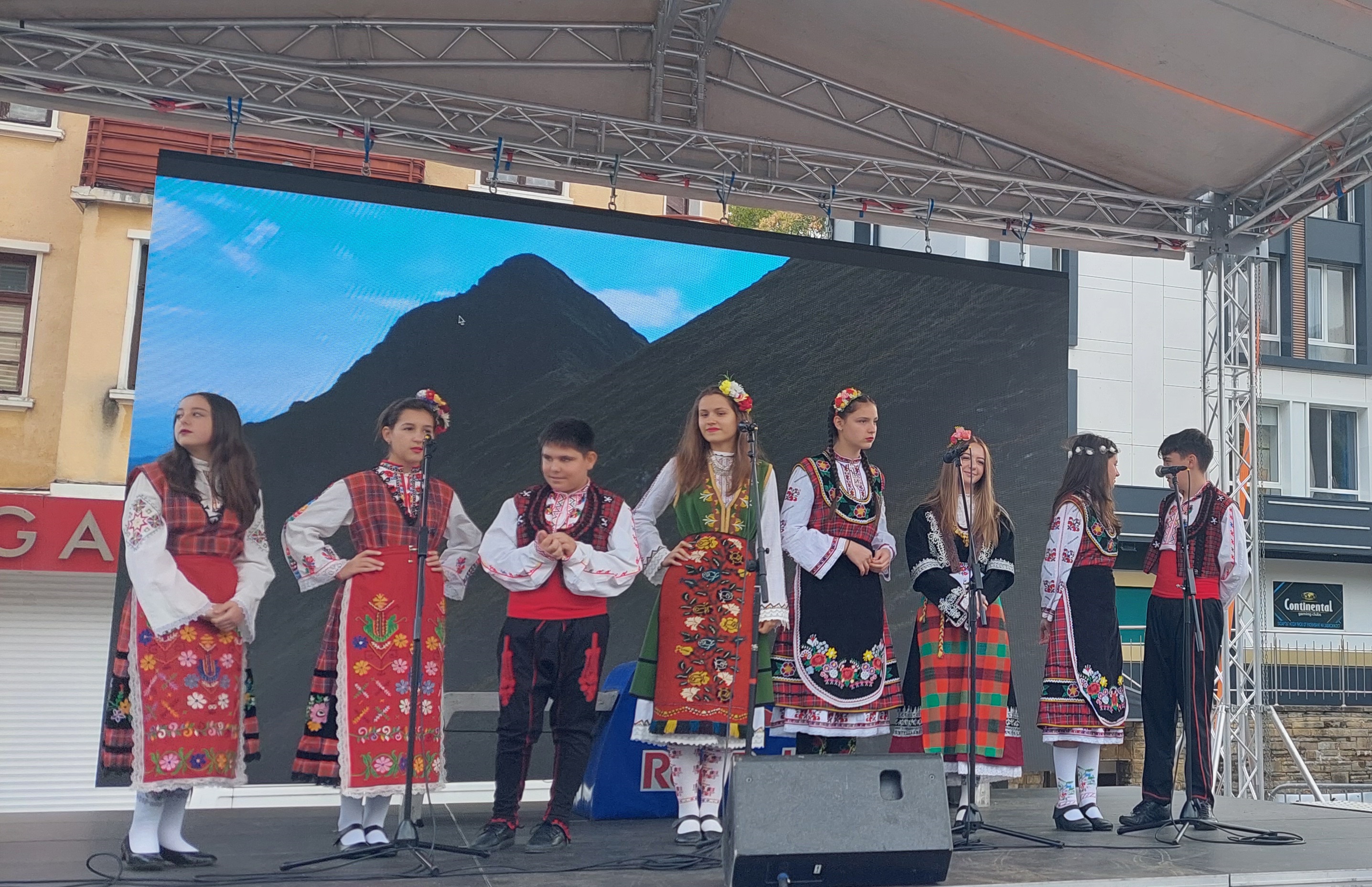 4 Поздрав.jpg