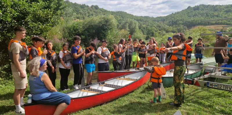 Младежи 1.jpg