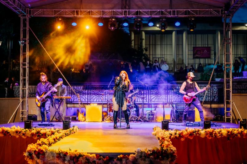 Рок група.jpg